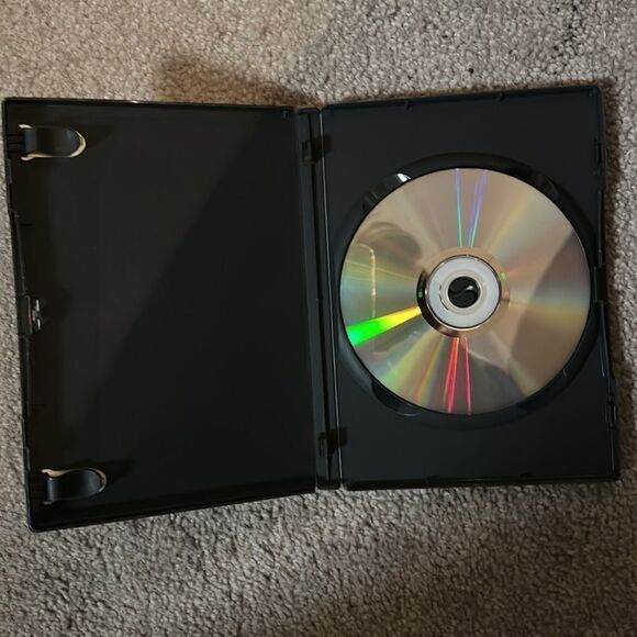 “Wild Target” DVD! - Picture 4 of 5